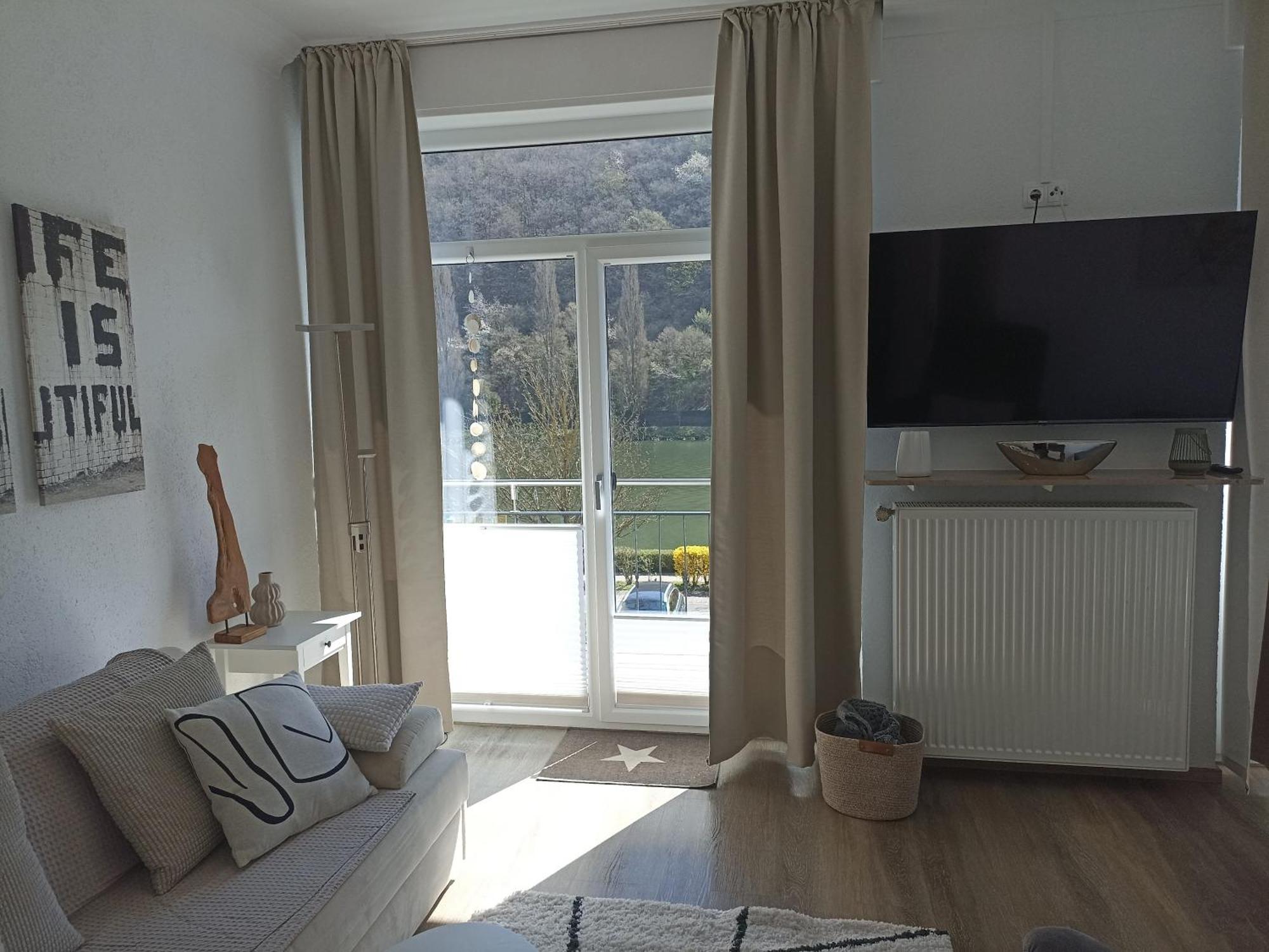Apartamento Haus Mosel Klotten Exterior foto