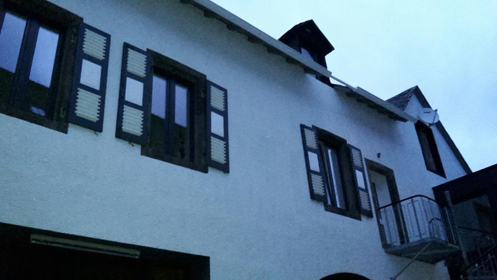 Apartamento Haus Mosel Klotten Exterior foto